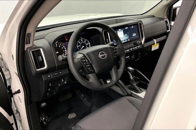 2025 Nissan Frontier SV - Convenience Package