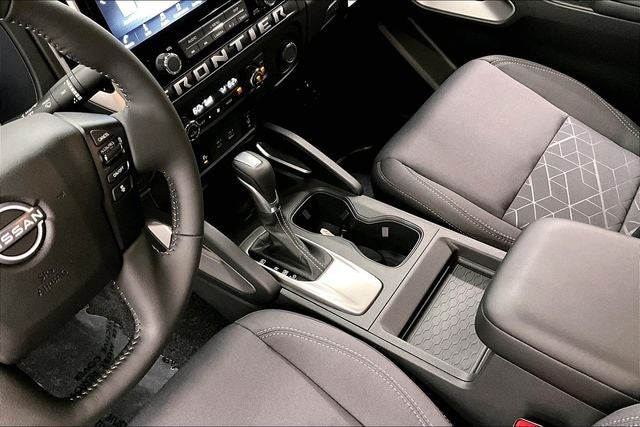 2025 Nissan Frontier SV - Convenience Package