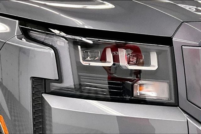 2026 Nissan Frontier SV - Convenience and Tow Packages