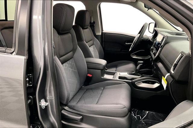 2026 Nissan Frontier SV - Convenience and Tow Packages