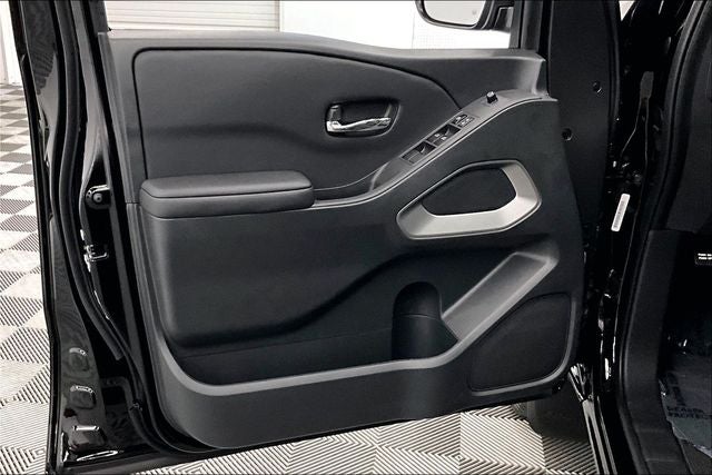 2026 Nissan Frontier SV - Convenience and Tow Packages