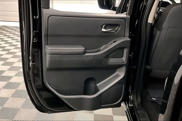 2026 Nissan Frontier SV - Convenience and Tow Packages