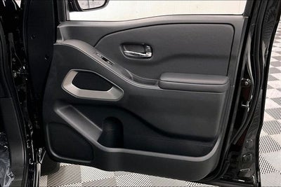 2026 Nissan Frontier SV - Convenience and Tow Packages
