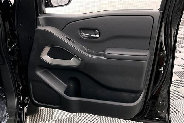 2026 Nissan Frontier SV - Convenience and Tow Packages
