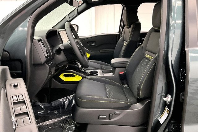2027 Nissan Frontier SV - Sport, Convenience, Black Accent, Tow Pkgs