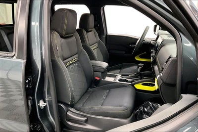 2027 Nissan Frontier SV - Sport, Convenience, Black Accent, Tow Pkgs
