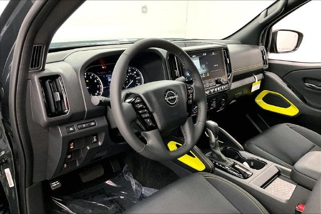 2027 Nissan Frontier SV - Sport, Convenience, Black Accent, Tow Pkgs