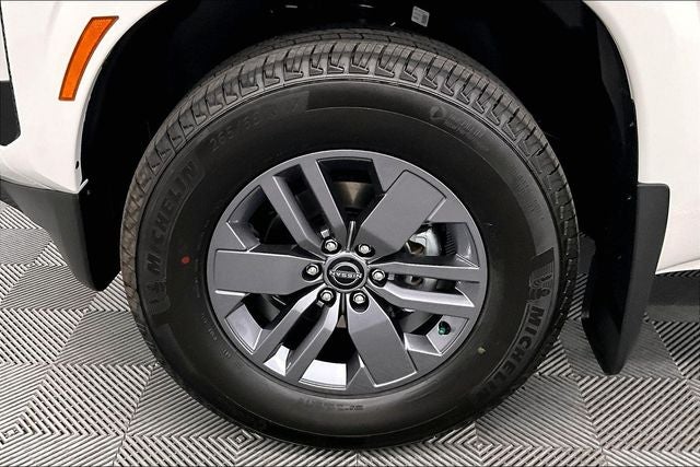 2026 Nissan Frontier SV - Convenience and Tow Packages