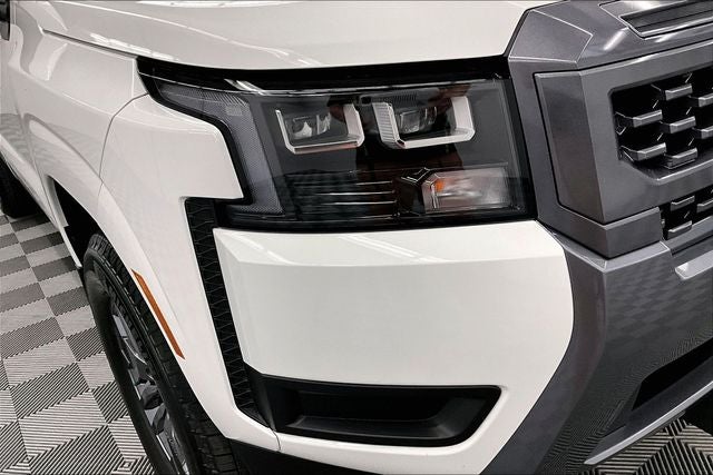 2026 Nissan Frontier SV - Convenience and Tow Packages