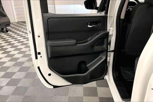 2026 Nissan Frontier SV - Convenience and Tow Packages
