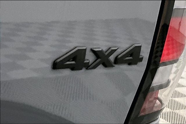 2026 Nissan Frontier SV 4WD - Dark Armor and Tow Packages