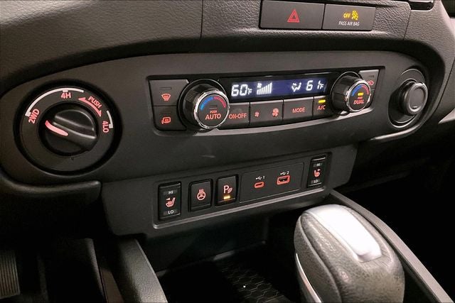 2022 Nissan Frontier SV