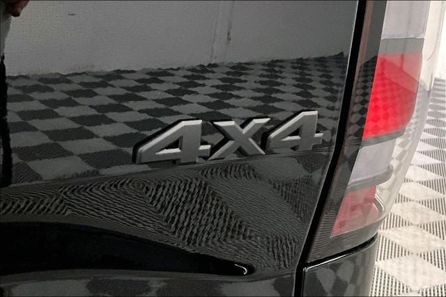 2026 Nissan Frontier SV 4WD - Dark Armor and Convenience Packages