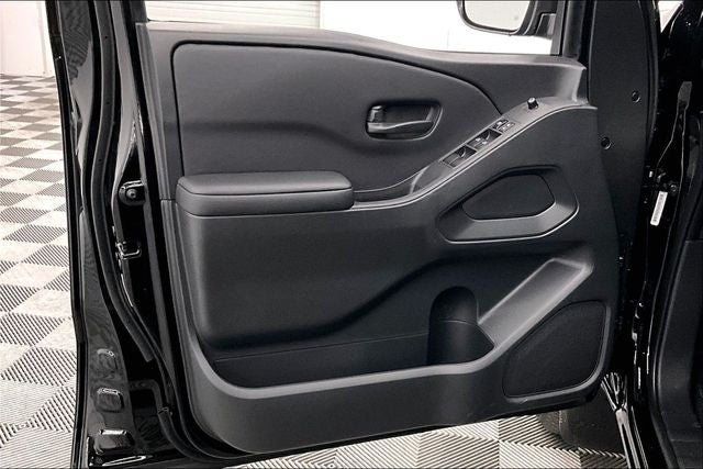 2026 Nissan Frontier SV 4WD - Dark Armor and Convenience Packages
