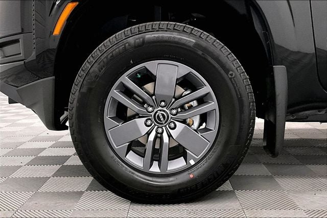 2026 Nissan Frontier SV 4WD - Tow Package