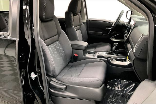 2026 Nissan Frontier SV 4WD - Tow Package