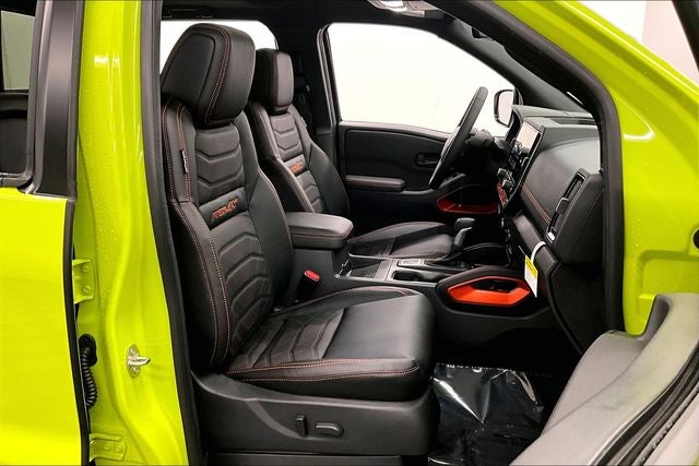 2026 Nissan Frontier PRO-4X 4WD - Premium, Convenience, Black Accent Pkgs