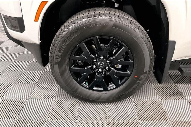 2026 Nissan Frontier SV 4WD - Dark Armor and Convenience Packages