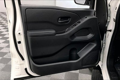 2026 Nissan Frontier SV 4WD - Dark Armor and Convenience Packages