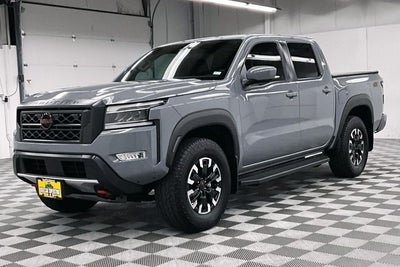2024 Nissan Frontier PRO-4X 4x4 - Adaptive Cruise - Blind Spot Detection