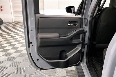 2024 Nissan Frontier PRO-4X 4x4 - Adaptive Cruise - Blind Spot Detection