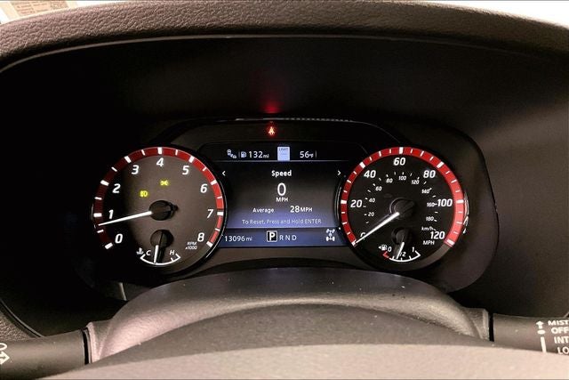 2024 Nissan Frontier PRO-4X 4x4 - Adaptive Cruise - Blind Spot Detection
