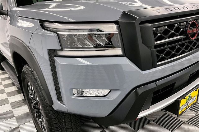 2024 Nissan Frontier PRO-4X 4x4 - Adaptive Cruise - Blind Spot Detection