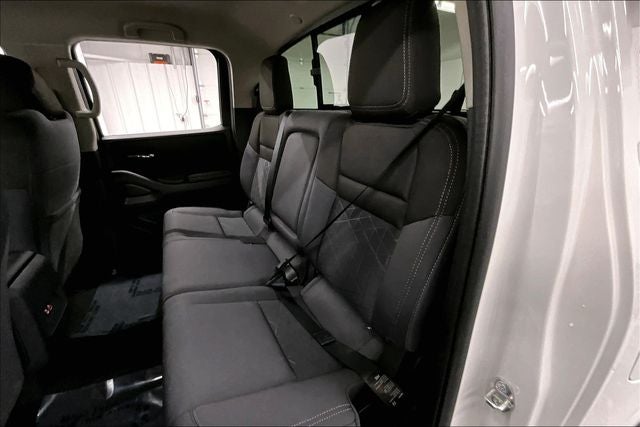 2025 Nissan Frontier SV 4WD