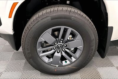 2025 Nissan Frontier SV 4WD