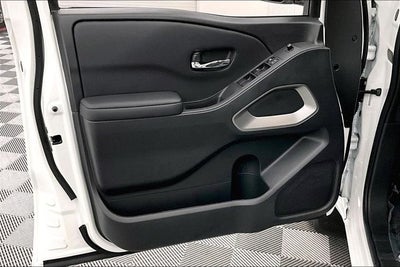 2025 Nissan Frontier SV 4WD