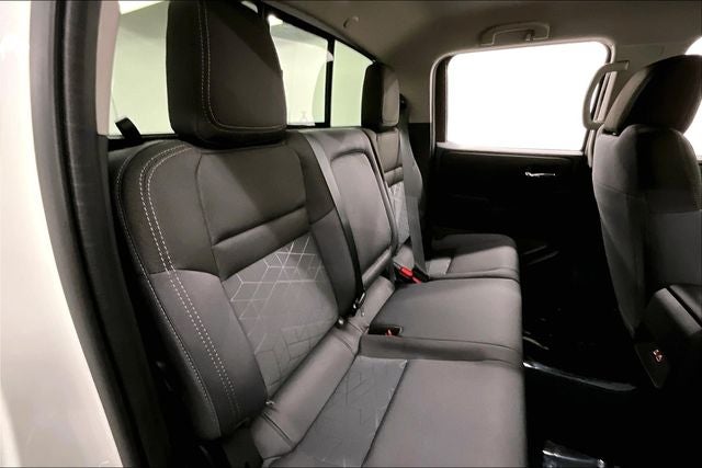 2025 Nissan Frontier SV 4WD