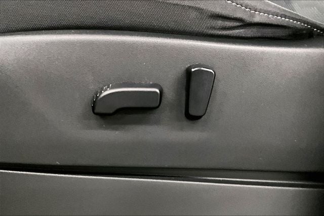 2022 Nissan Frontier SV 4x4-Adaptive Cruise-Htd Seats-Remote Start