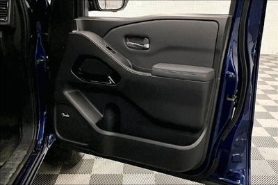 2022 Nissan Frontier PRO-4X 4x4-Sunroof-Adaptive Cruise-Htd Leather