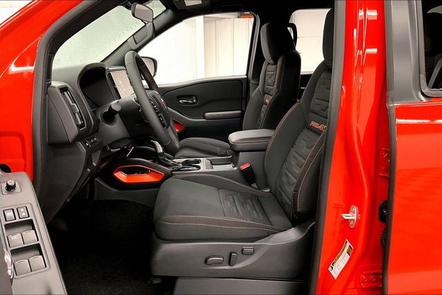 2025 Nissan Frontier PRO-4X 4WD