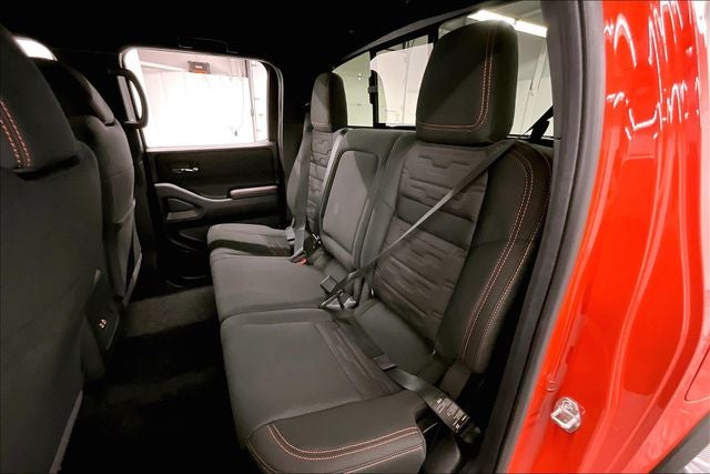 2025 Nissan Frontier PRO-4X 4WD