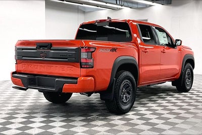 2025 Nissan Frontier PRO-4X 4WD