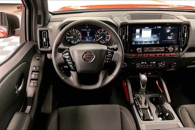 2025 Nissan Frontier PRO-4X 4WD