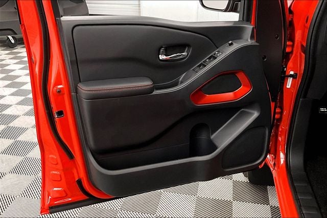 2025 Nissan Frontier PRO-4X 4WD