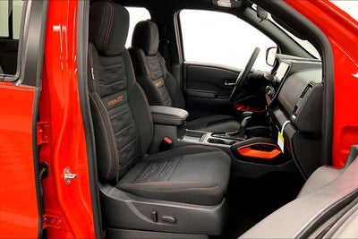 2025 Nissan Frontier PRO-4X 4WD