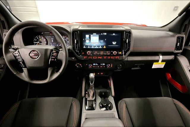 2025 Nissan Frontier PRO-4X 4WD