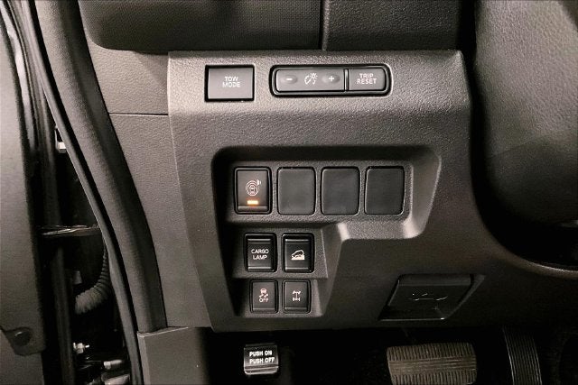 2024 Nissan Frontier PRO-4X 4x4-Adaptive Cruise-Blind Spot Detection