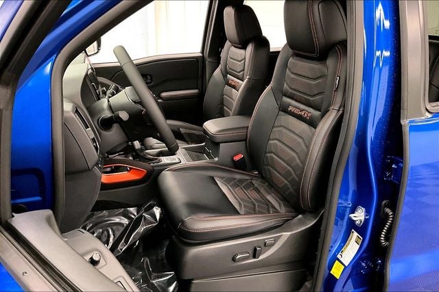 2026 Nissan Frontier PRO-4X 4WD - Premium, Convenience, Black Accent Pkgs