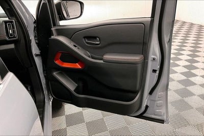 2026 Nissan Frontier PRO-4X w/R Package 4WD - Convenience and Tow Pkgs