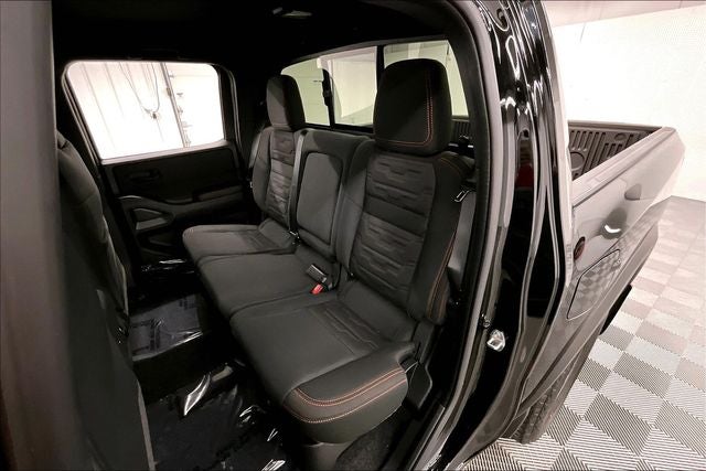 2026 Nissan Frontier PRO-4X 4WD - Convenience and Tow Packages