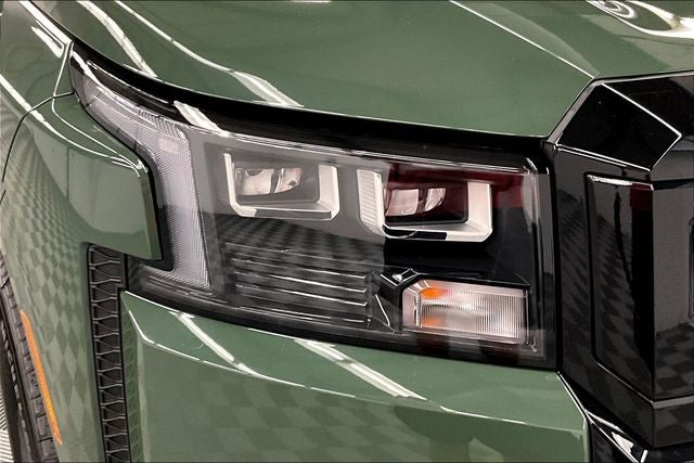 2026 Nissan Frontier SV 4WD LWB - Dark Armor, Convenience, Tow Pkgs