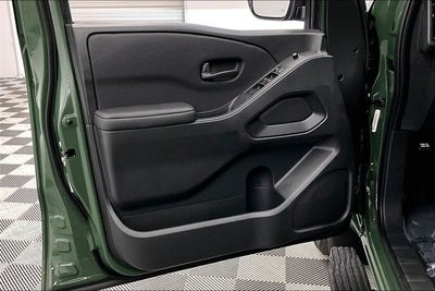 2026 Nissan Frontier SV 4WD LWB - Dark Armor, Convenience, Tow Pkgs