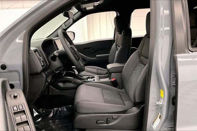2026 Nissan Frontier SV 4WD - Dark Armor, Convenience, Tow Pkgs