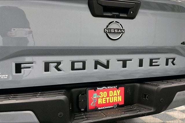 2026 Nissan Frontier SV 4WD - Dark Armor, Convenience, Tow Pkgs