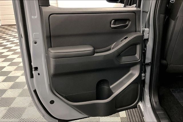 2026 Nissan Frontier SV 4WD - Dark Armor, Convenience, Tow Pkgs