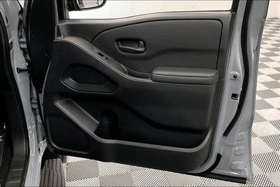 2026 Nissan Frontier SV 4WD - Dark Armor, Convenience, Tow Pkgs
